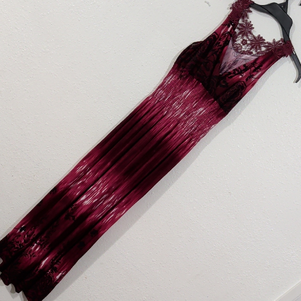 🆕 Red Black Maxi Dress